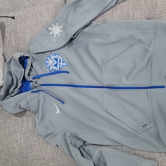 2 Nike Manny Pacquiao Zip-Up Hoodies size large - Picture 5 of 7